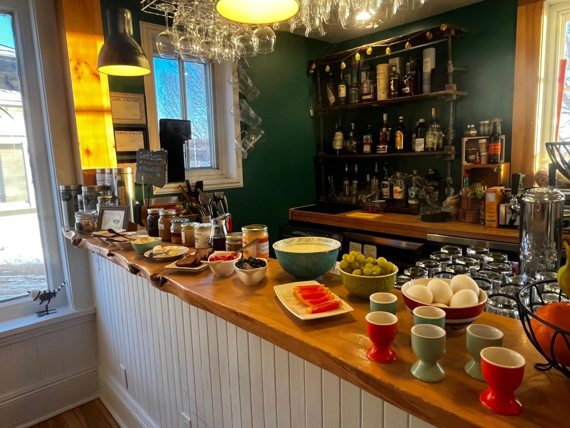 Les Pinsons Des Rives Bed & Breakfast La Malbaie Bagian luar foto