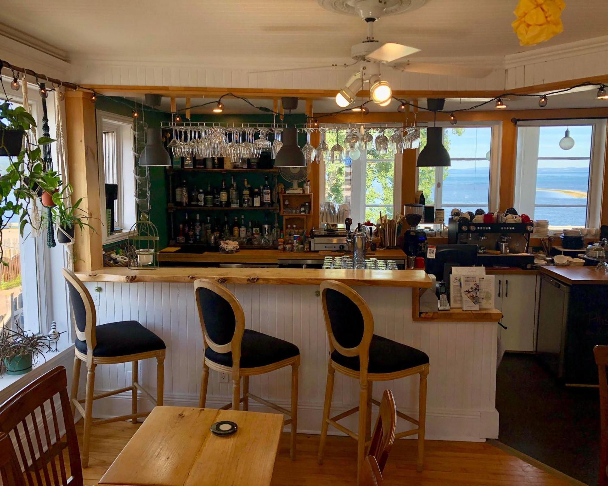 Les Pinsons Des Rives Bed & Breakfast La Malbaie Bagian luar foto