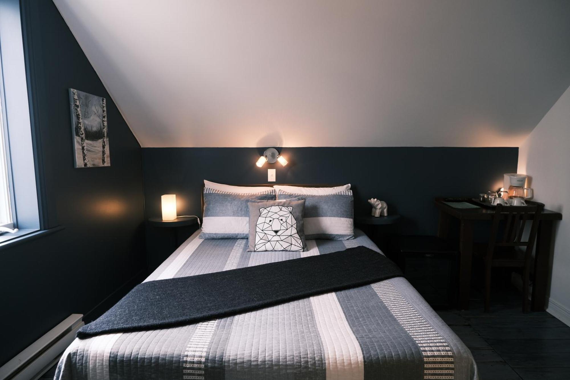Les Pinsons Des Rives Bed & Breakfast La Malbaie Bagian luar foto